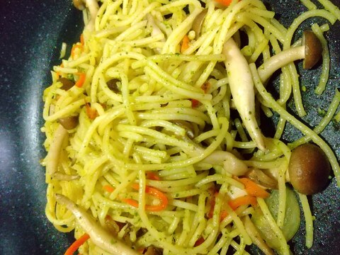 バジルペストを使って！ジェノベーゼパスタ